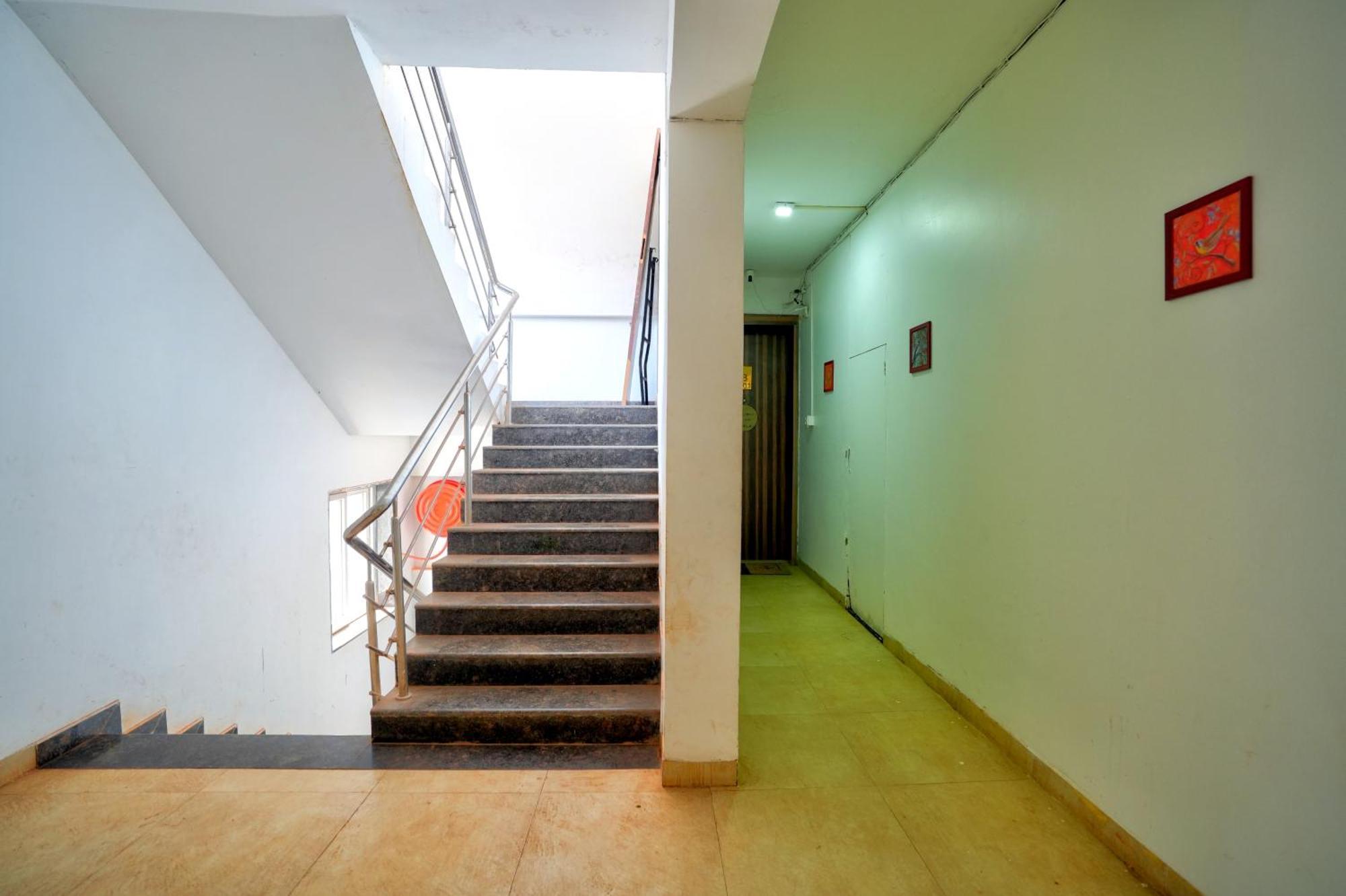 Luxurious Nirvana Apartments Vagator Exterior foto