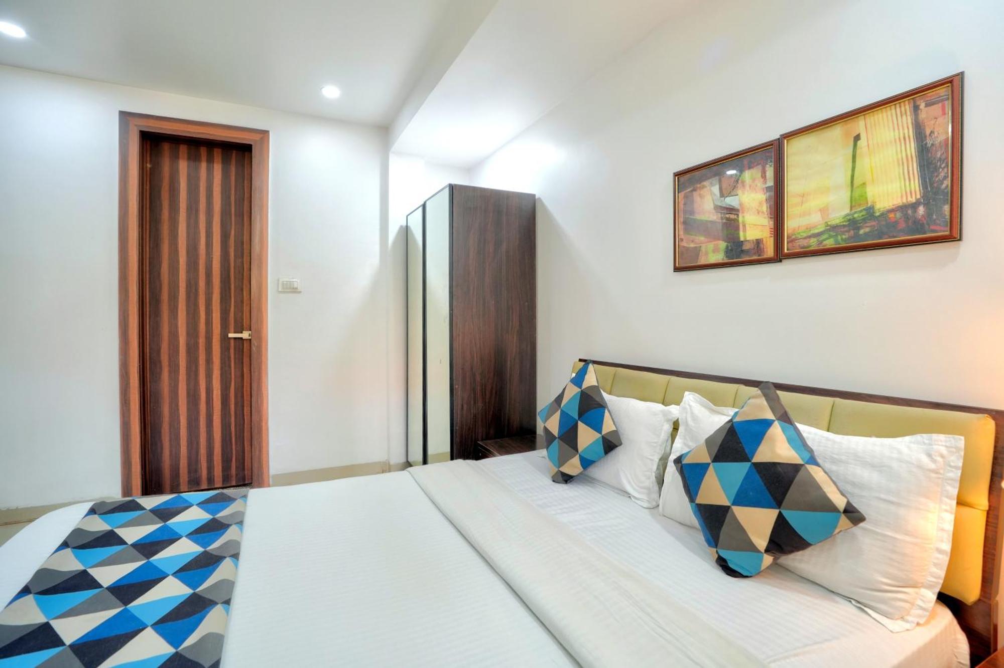 Luxurious Nirvana Apartments Vagator Exterior foto